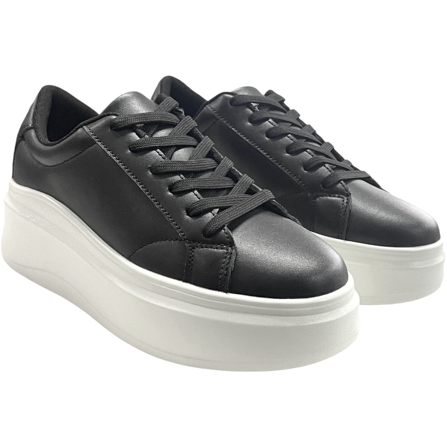 Zapatilla Mujer Negro Adriana Detogni